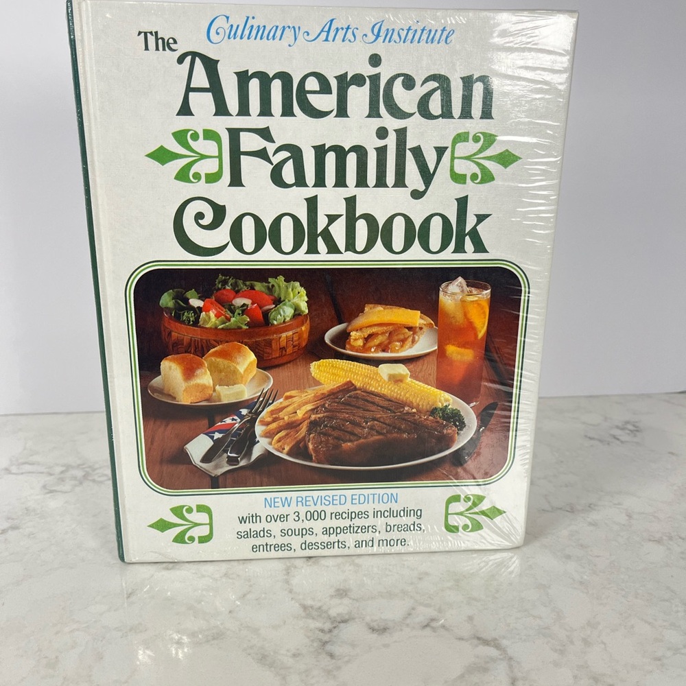 NEW Old Stock VINTAGE! The American Family Cookbook New Addition 1974-79